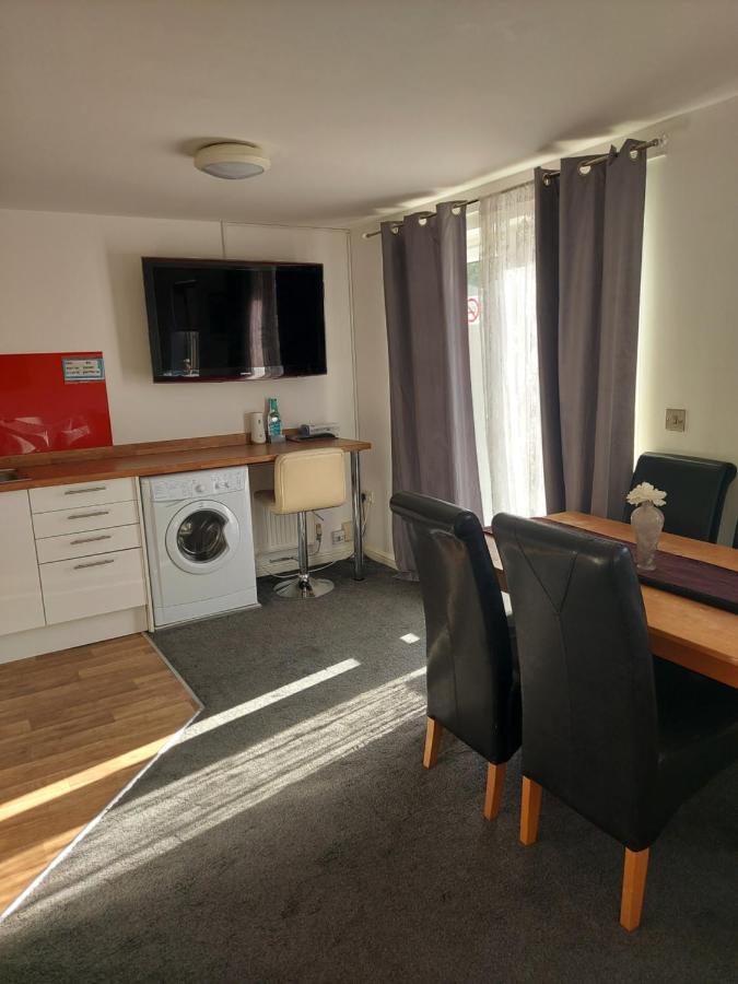 The Elms - Close To City Centre Cardiff Zewnętrze zdjęcie